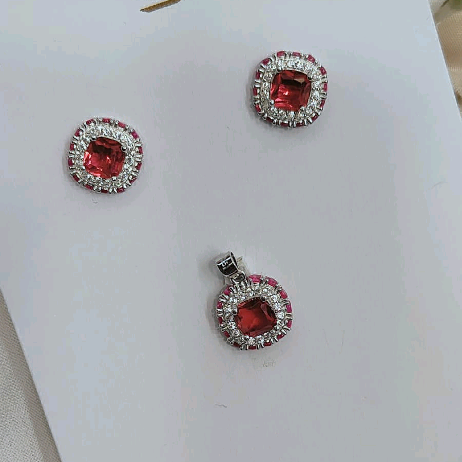 Red Round Spinel Pendant Set